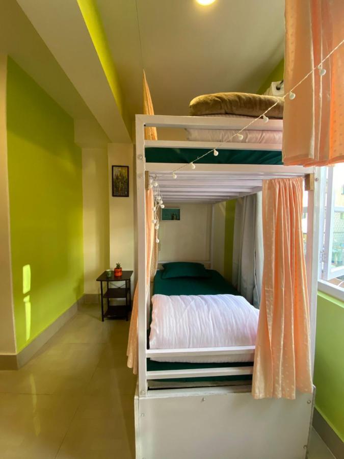 הוסטל גנגטוק Tag Along Backpackers מראה חיצוני תמונה