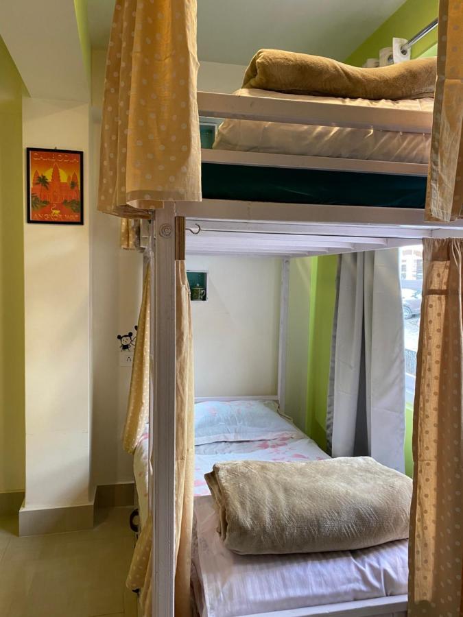 הוסטל גנגטוק Tag Along Backpackers מראה חיצוני תמונה